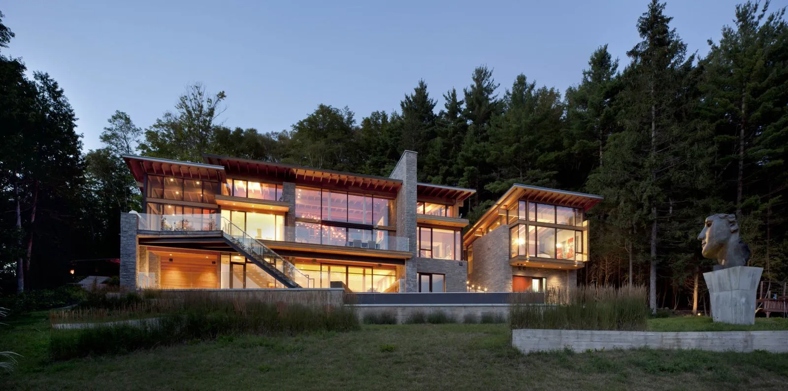 Dufferin Lake Residence