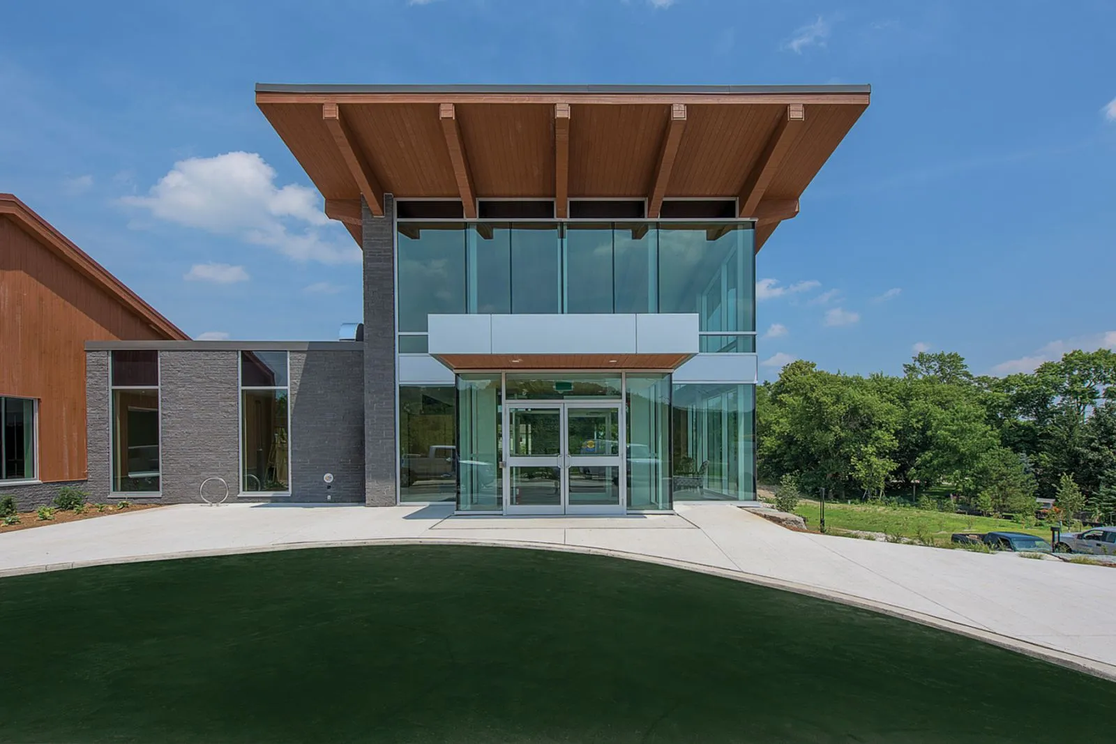 Innisfree House