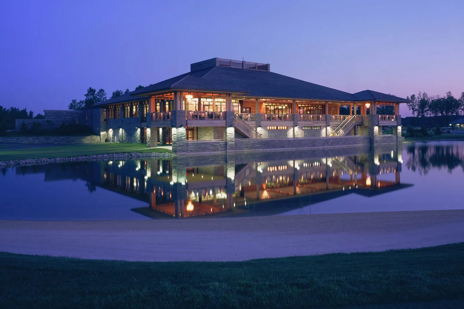 Legends on the Niagara Golf Clubhouse