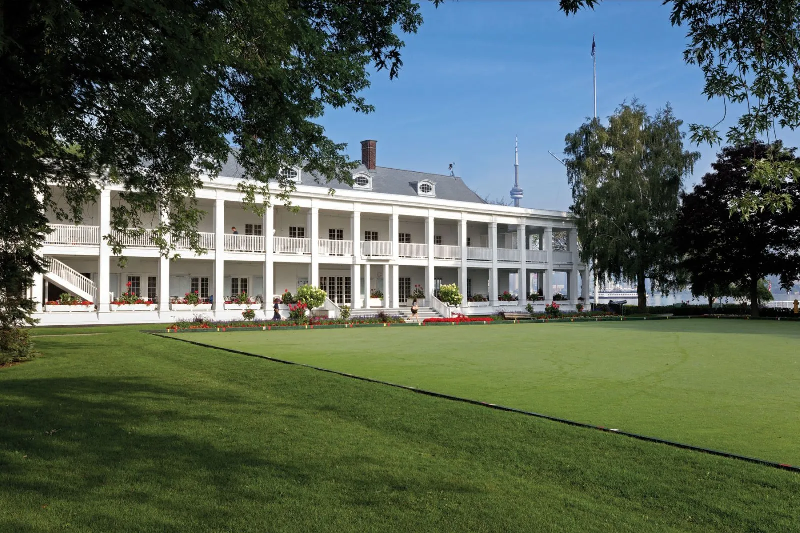 Royal Canadian Yacht Club Island Club
